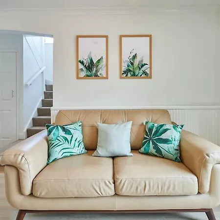2Km To Chester Races! Sleeps 6 By Restfully Exterior photo