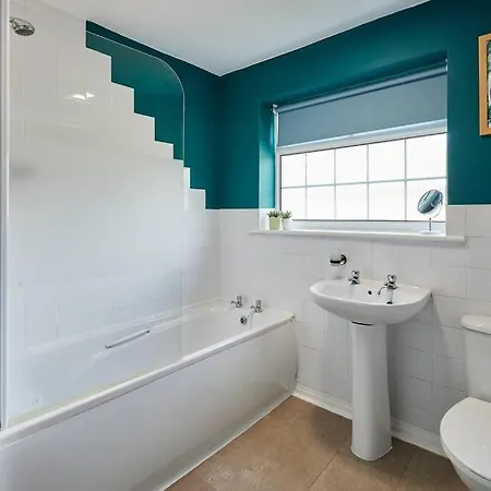 2Km To Chester Races! Sleeps 6 By Restfully Exterior photo